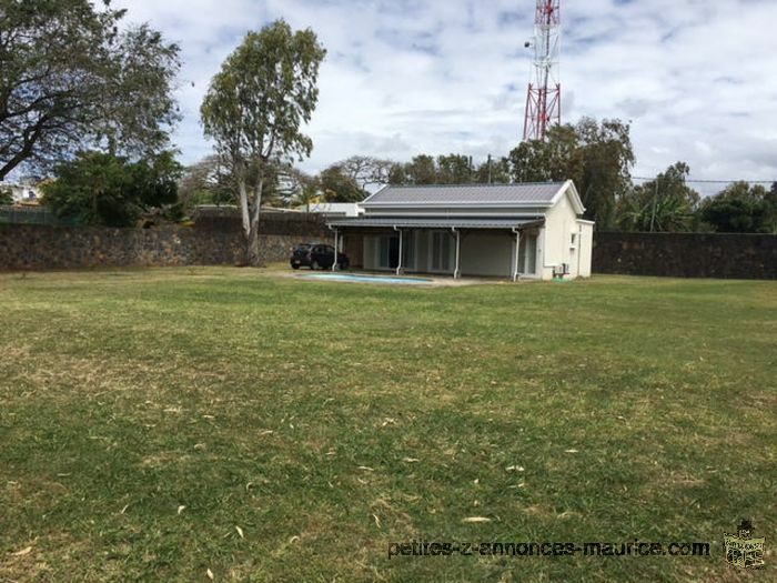 REF 1301 - Maison en location à Roches Noires