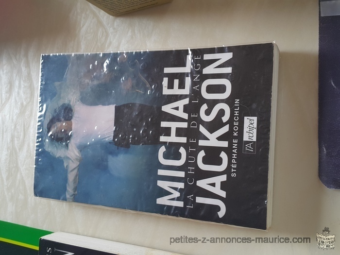 VEND LIVRES SUR MICKAEL JACKSON