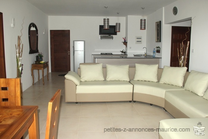 FOR RENT, APARTMENT IN FLIC-EN-FLAC. Tel: 58042519 / 57544195.