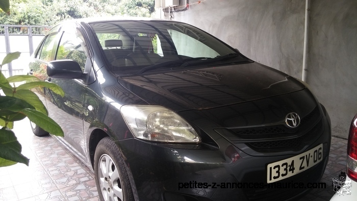 A Vendre Voiture 2006 Toyota Belta 1300 cc - Grade G - Keyless Rs 325K