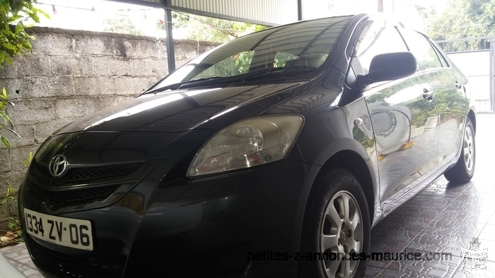 A Vendre Voiture 2006 Toyota Belta 1300 cc - Grade G - Keyless Rs 325K