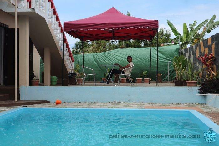 Appartement neuf, meublé et avec piscine, 50 mètres de la plage et de l’hôtel LUX - 4 personnes