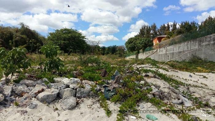 Terrain Pied dans L'eau a Vendre Pointe aux Sables