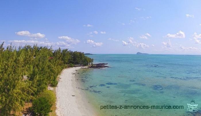 SOMPTUOUS BEACHFRONT APARTMENTS AND PENTHOUSES WITH SEA VIEW IN GRAND GAUBE - MAURITIUS