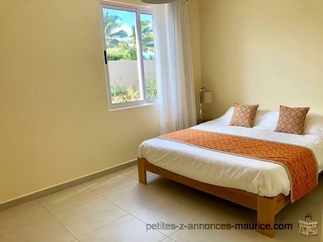 MAGNIFIQUE VILLA MITOYENNE DE 3 CHAMBRES EN REVENTE A POINTE AUX PIMENTS – ILE MAURICE