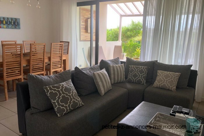 SEA AND GOLF ACCESS - PRETTY RESALE APARTMENT BETWEEN SEA AND GOLF IN AZURI VILLAGE – MAURITIUS