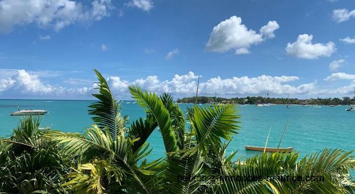 FONDS DE COMMERCE - MAISON D’HÔTES DE 20CH AVEC UNITES VUE MER A GRAND BAIE