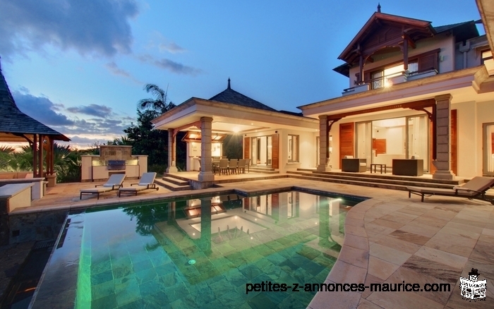 SUMPTUOUS BALINESE VILLAS WITH SEA VIEW AND AROUND A GOLF IN THE AUTHENTIC SOUTH-WEST