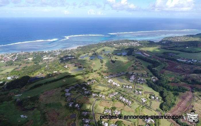 BEAUX TERRAINS IRS A VENDRE DANS UN DOMAINE AVEC GOLF ET LAGON DANS LE SUD-OUEST