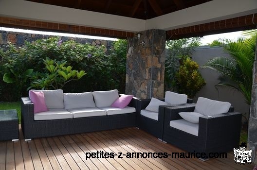 ELEGANTE VILLA MEUBLEE DE 3 CHAMBRES EN REVENTE A PEREYBERE – ILE MAURICE