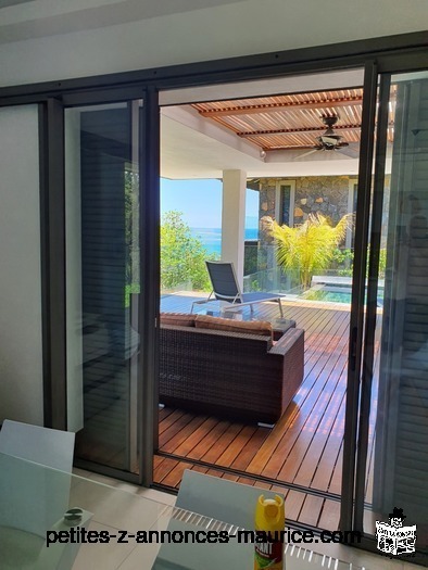 PANORAMIC SEA & MORNE VIEWS! LUXURIOUS & SPLENDID VILLA FOR RESALE IN TAMARIN - MAURITIUS