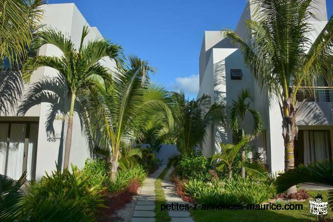 MAGNIFIQUE TRIPLEX TRES PROCHE MER A VENDRE A PEREYBERE – ILE MAURICE