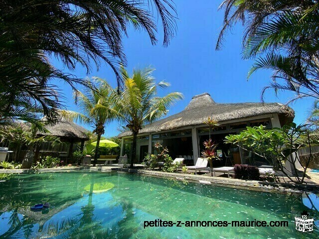 SUPERBE VILLA MEUBLEE STYLE BALINAIS A VENDRE A PEREYBERE – ILE MAURICE