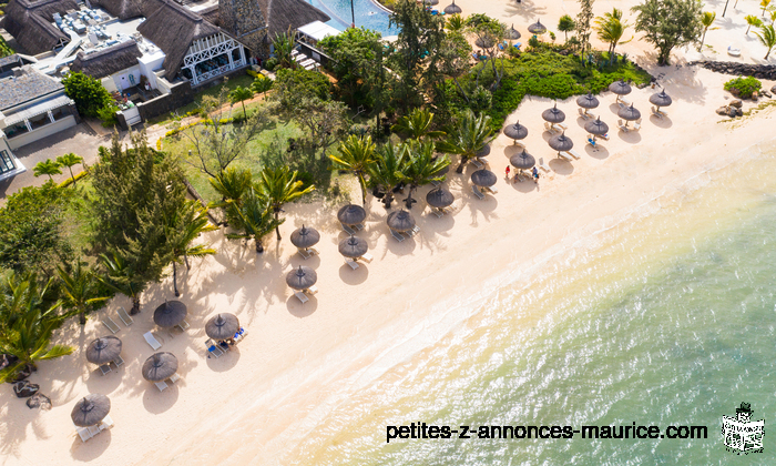 BEACHFRONT ! SUBLIM SEAVIEW VILLAS BETWEEN OCEAN & GOLF ON THE NORTH OF MAURITIUS