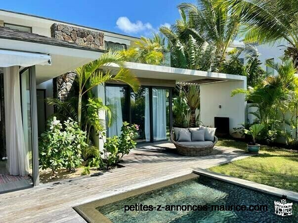 SEAFRONT VILLA BETWEEN LAGOON & GOLF COURSE IN NORD -EAST – MAURITIUS