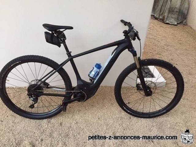 Vends VTT electrique Specialized cause depart urgent