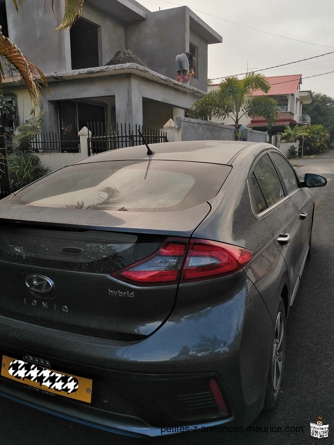 Vends Hyundai Ioniq Hybrid