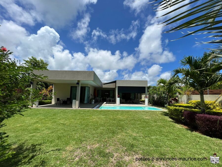 BELLE VILLA SUR UN GRAND TERRAIN PROCHE GRAND-BAIE - ILE MAURICE