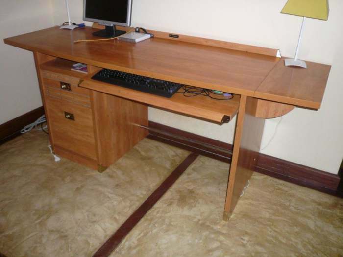 A Vendre : Bureau de marque Gautier - France - Modèle Calypso 180x57cm