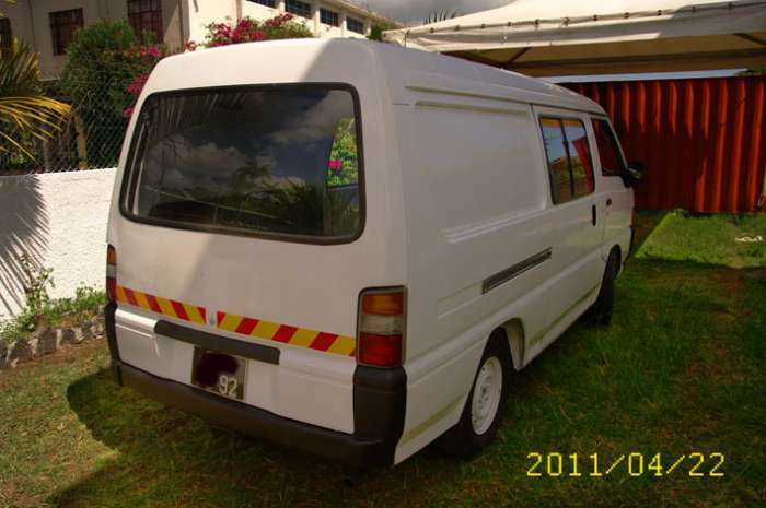 A Vendre Van Mitsubishi L300 Diesel 1992