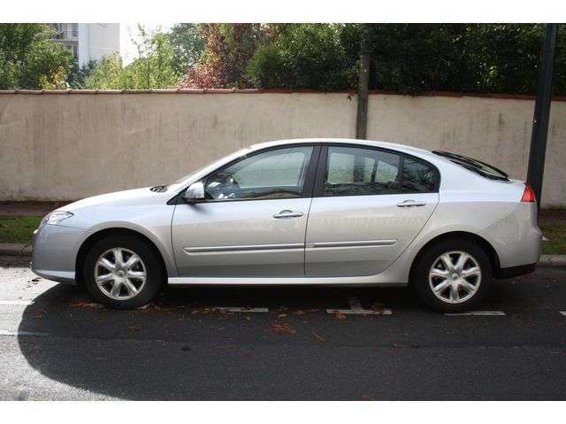 Renault Laguna iii 2.0 dci 130