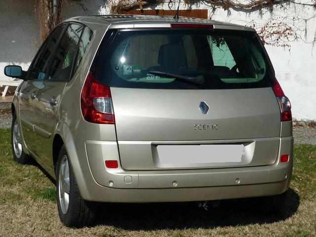 Renault Scenic ii (2) 1.9 dci 130 fap latitude