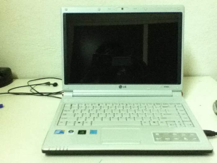 laptop LG R 410 a vendre