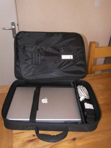 Apple MacBook Pro 17"