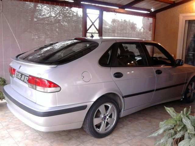 a vendre saab 9-3 annee 2002,