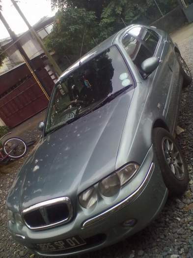 Voiture Rover 45