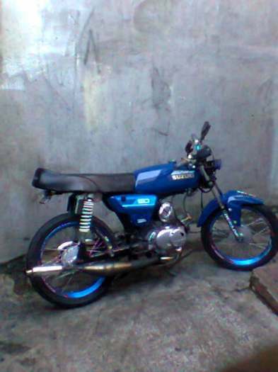 moto suzuki 50