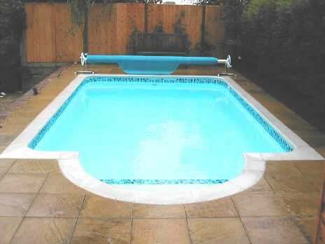 piscine et jacuzzi sur mesure(personaliser)