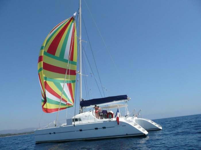 VENDS SUPERBE CATAMARAN A VOILE LAGOON 470