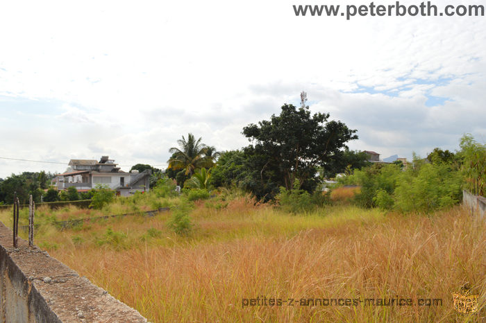 A VENDRE TERRAIN A POINTE AUX SABLES