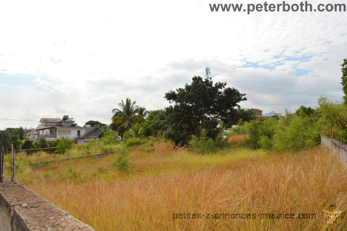 A VENDRE TERRAIN A POINTE AUX SABLES