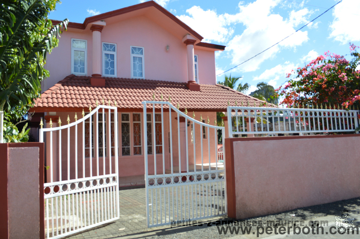 A VENDRE MAISON A QUATRE BORNES