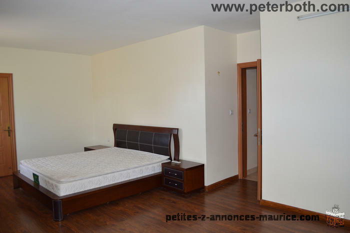 APPARTEMENT A LOUER A QUATRE BORNES (NO:7)