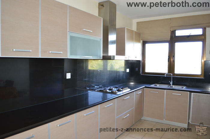 A LOUER APPARTEMENT A QUATRE BORNES (NO:26)