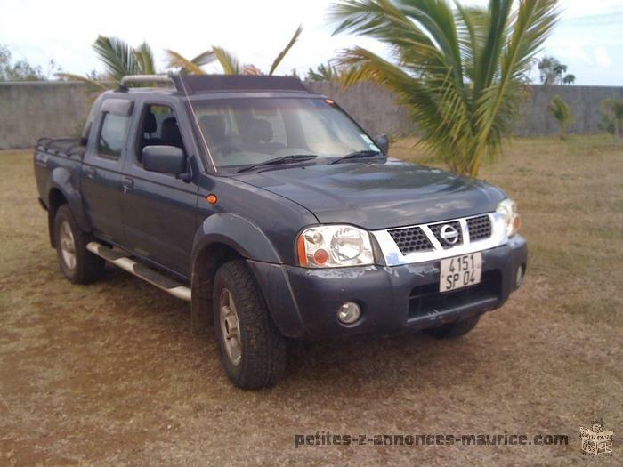 NISSAN 4X4 HARDBODY TEL 5 727 28 13