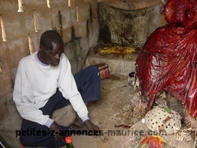 Grand marabout féticheur sorcier dit papa sauveur rapide et éfficacité tous vos poblème resoudre