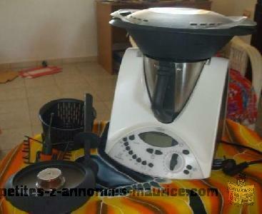 Thermomix TM31 quasi-neuf avec accessoires et facture