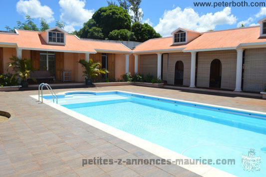 FOR SALE VILLA AT BAIE DU TOMBEAU