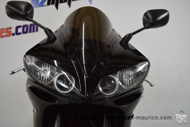 2005 Yamaha YZF-R1