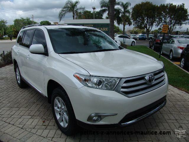 For Sale 2012 TOYOTA HIGHLANDER SE (White)