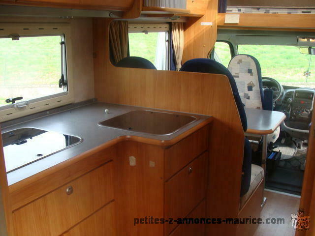 Je donne mon Camping car Adriamobil Adriatik fiat