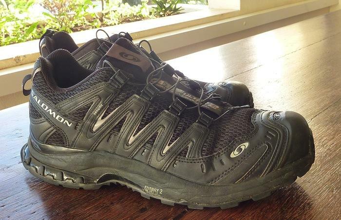 Vends chaussures de trail SALOMON XA PRO 3D ULTRA taille 41 1/3