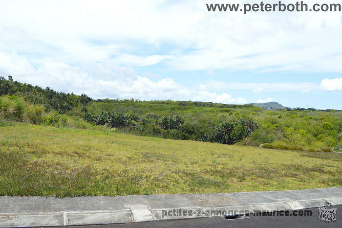 land for sale at floreal