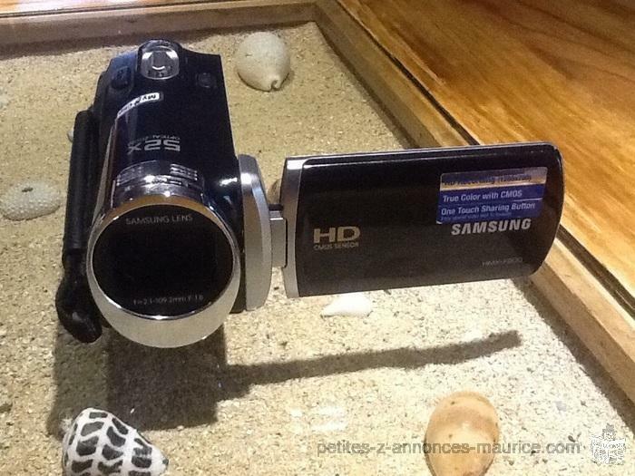 Vend caméscope Samsung HMX-F900