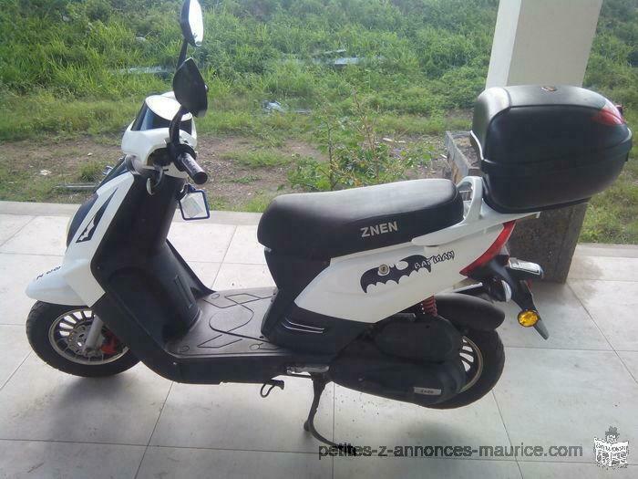 A Saisir Scooter 49.5cc