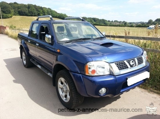 NISSAN NAVARA